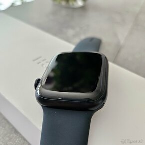 Apple Watch series 8 45mm Midnight - 100% Batéria - 5