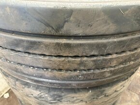 Pneu Continental 385/65 R22,5 - 5