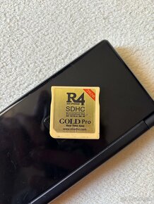 Nintendo DS Lite, R4 Gold Pro karta - 5