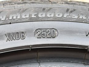 245/40 R18 - 5