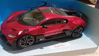 Bugatti -Divo a Chiron 1:18 - 5