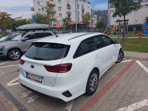 Predám KIA Ceed Combi 1,6 Diesel v záruke s real 74 594 km - 5