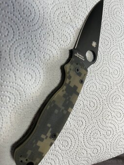 Redám nôž Spyderco Paramilitery 2 vlk CMO - 5