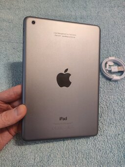 Apple iPad Mini 16GB - 5