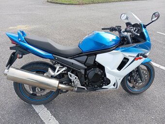 SUZUKI GSX 650 FA - 5