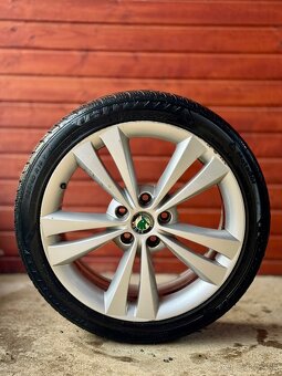 Škoda Neptun R18 5x112 225/40 R18 - 5