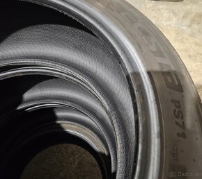 255/40 r19 Kumho letne - 5