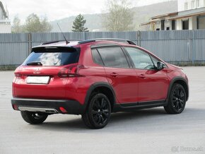 Peugeot 2008 1.2 PureTech 110 SS GT Line A/T - 5