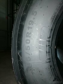 435/50 R19,5 Kumho KLT03  160J - 5