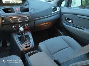 Renault Megane Scenic III 1.6 benzín - 5