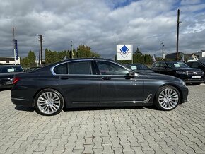 BMW Rad 7 740d xDrive A/T - 5