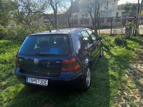 Golf IV 2000 - 5