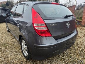 Hyundai i30 1.4i CVVT Facelift 2011 111 000km - 5