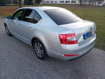 Škoda Octavia 1.6Tdi DSG - 5