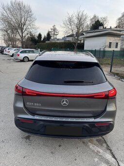 Mercedes Benz EQA 250 r.v. 11/2023, 14 850 km, záruka - 5