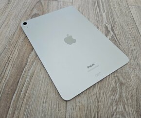 Apple iPad Air 5 64gb s procesorom M1 - 5