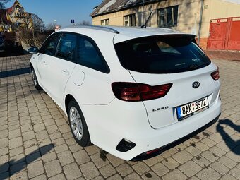 KIA Ceed SW 1.6 CRDi (85 KW) 1 .MAJ ČR koupené - 5