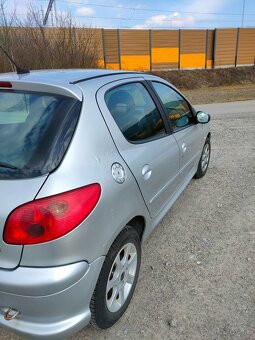 Peugeot 206 1.4i (55 kW) - 5