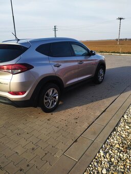 Hyundai Tucson - 5