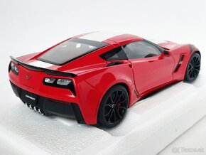 1:18 - Chevrolet Corvette Grand Sport / C7 - AUTOart - 1:18 - 5