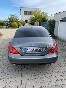 Mercedes Benz CLS - 5