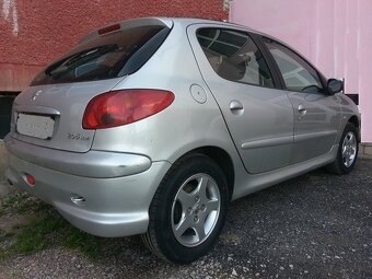 Peugeot 206 1.4 hdi, rok:09/2008 - 5