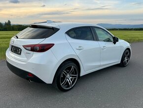 Mazda 3 2.0 benzín Skyactiv 88KW  M6. 105 000km - 5