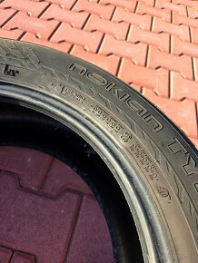 Predam zimne gumy Nokian 235 60 18 - 5