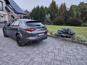 Alfa Romeo Stelvio Quadrifoglio Q4 QV - 5