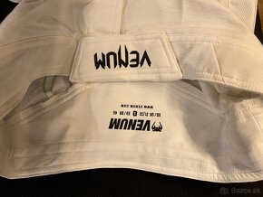 VENUM Light 5.0 Fightshorts - 5