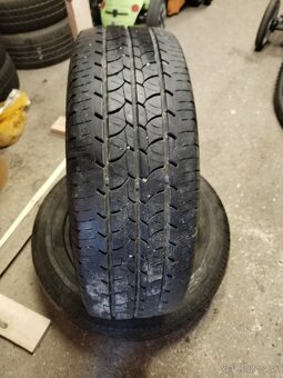 Predám letné pneumatiky 2ks Barum 205/65R16 C - 5