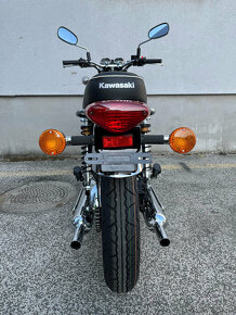 Kawasaki W 800 - 5