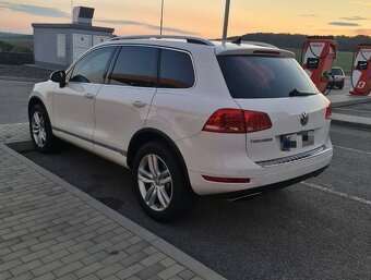 Touareg 4,2 TDI rok 2011 Top Výbave - 5