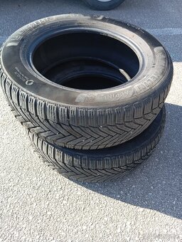 Predám pneumatiky zimné Michelin -Alpin6 215/60 R-16 - 5