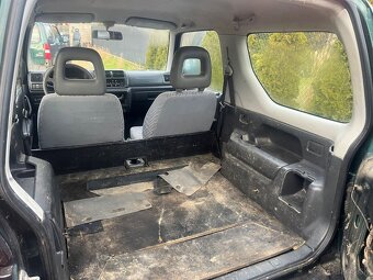 Suzuki Jimny 1.3 - 5