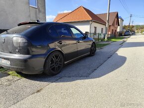 Cupra 5x100 R17 čierne - 5