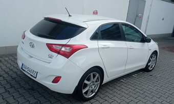 Hyundai i30 102 000 km - 5