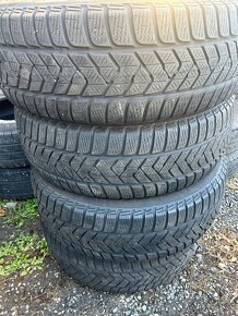 Pirelli Sottozero3 215/65/16” zimne - 5