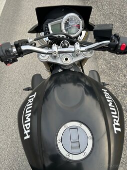 Triumph Street Triple 675 - 5