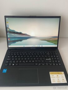 Asus Vivabook Go 15 - 5