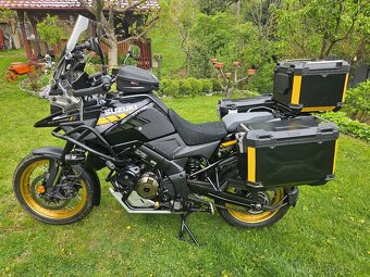 SUZUKI DL 1050 XT V-strom - 5