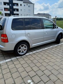 Volkswagen touran 2.0TDI automat - 5