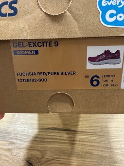 ASICS - Gel-excite 9 - 5