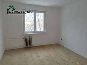 Slnečný 2,5 izbový byt v centre mesta Prievidza - 5