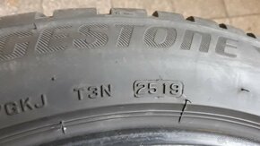 Bridgestone 245/45R20 - 5