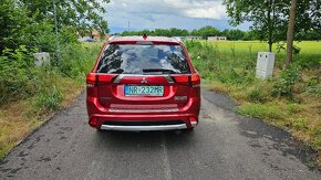 Mitsubishi Outlander 2,0 PHEV 4x4 SUV, alcantara - 5