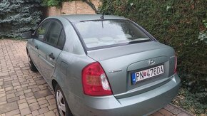 Hyundai Accent - 5