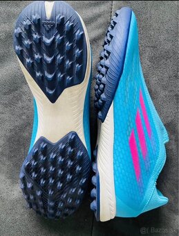 Turfy Adidas - 5