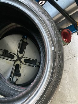 Letné pneu 2 ks 225/40R18 viem aj prezuť - 5