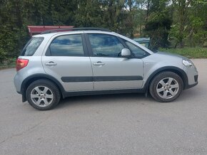 Suzuki SX4 - 5